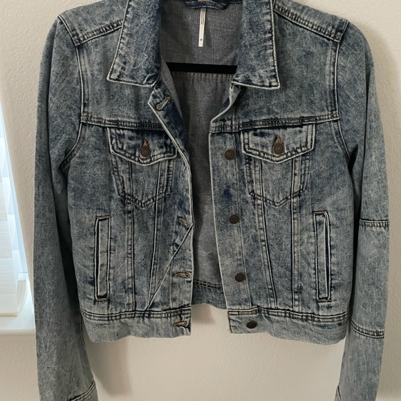 Free People Rumors denim jacket XS - new without tags never worn - Picture 7 of 7